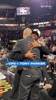 多年的老对手!保罗和帕克一同现身NBA杯赛,场边拥抱致意